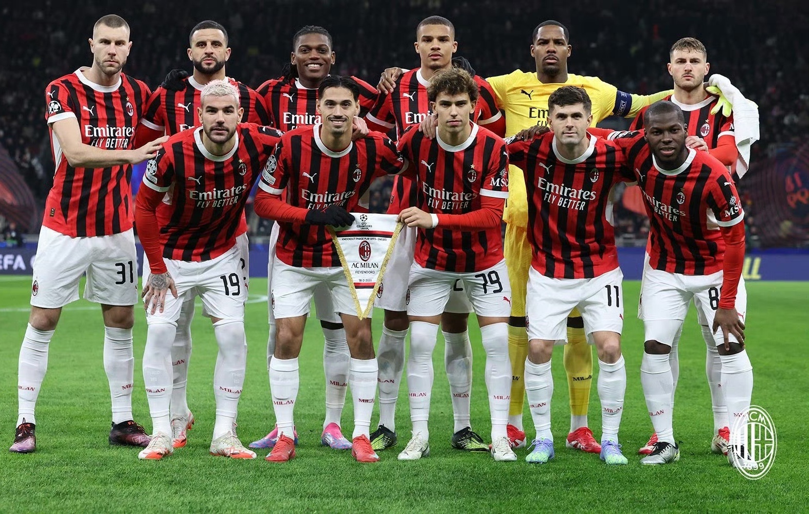 爱游戏体育平台-欧预赛赛场激烈对抗,球员拼搏精神备受肯定的简单介绍