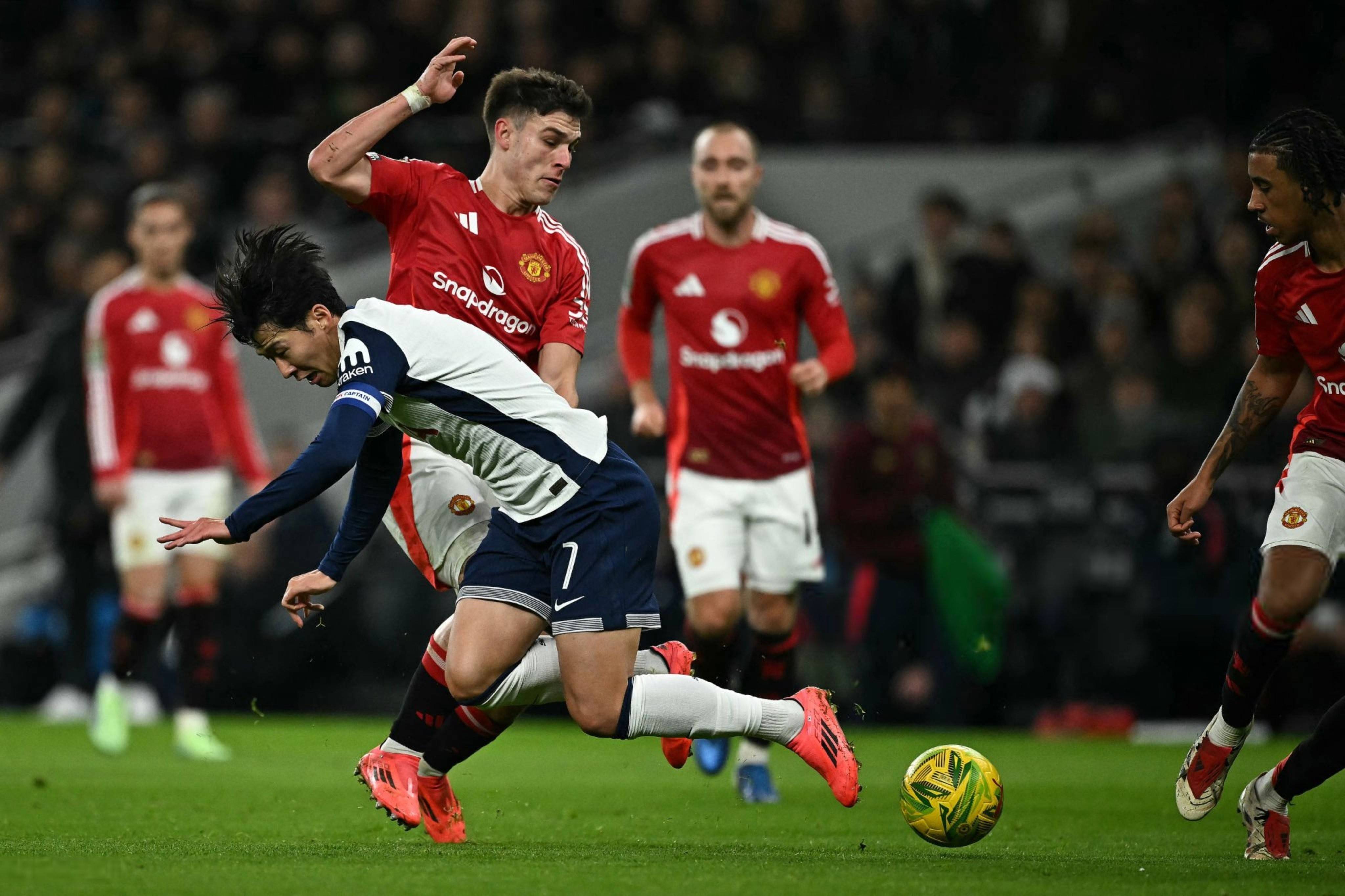 曼联主场迎战布宜诺斯艾利斯独立,锋线火力引爆看点的简单介绍 曼联主场迎战布宜诺斯艾利斯独立,锋线火力引爆看点的简单介绍