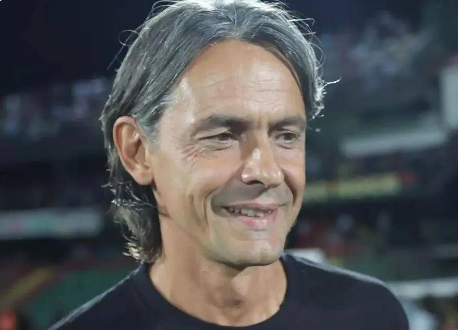 爱游戏官网-包含阿尔艾因战术布置详解，主帅重点强调防守反击的词条