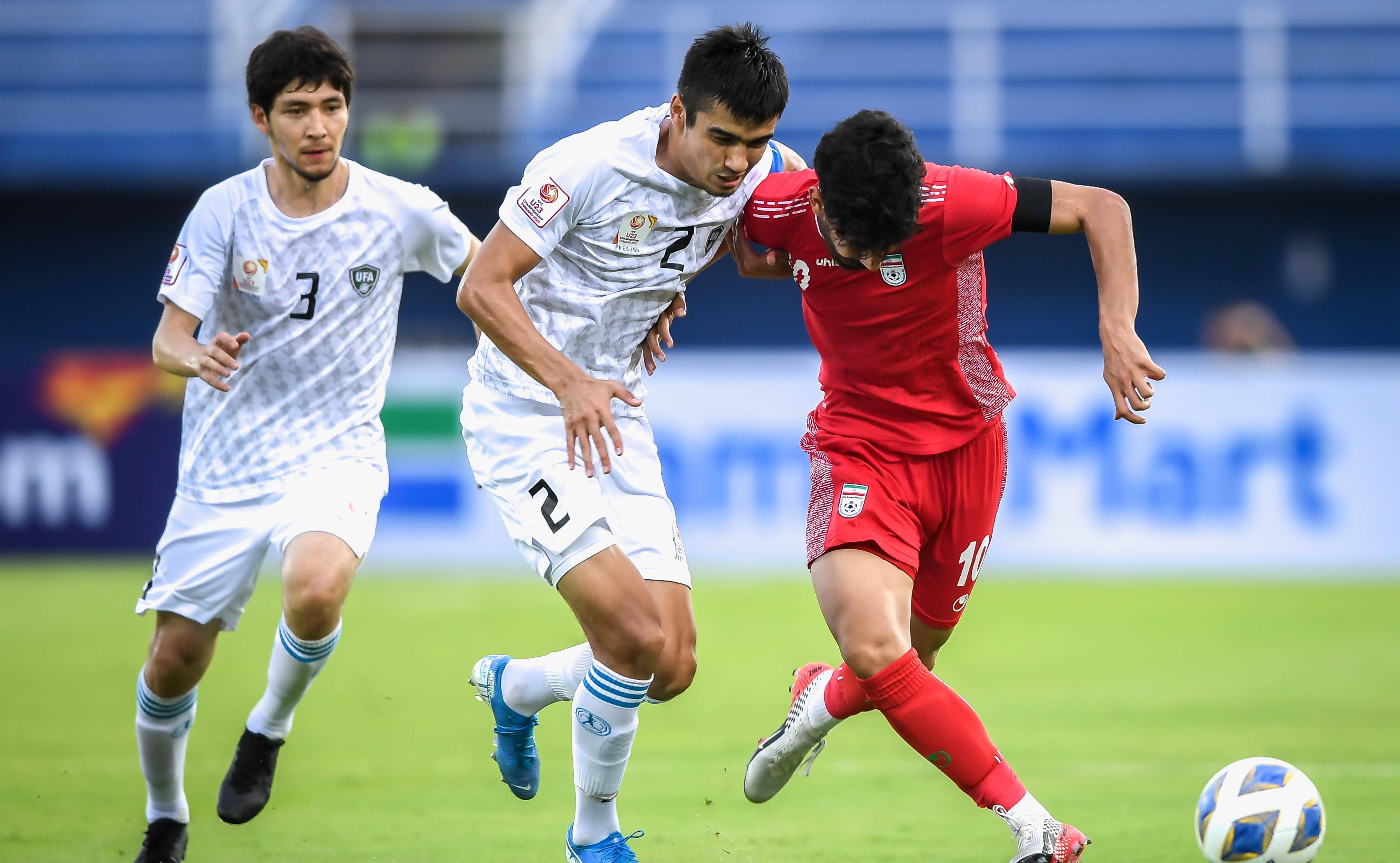 爱游戏app-伊朗队在亚洲杯赛事中表现神勇