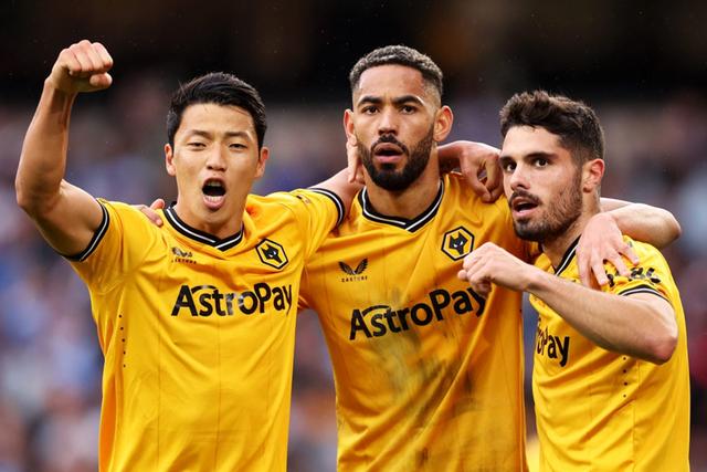 包含狼队瞄准强化防守持续崛起之路的词条