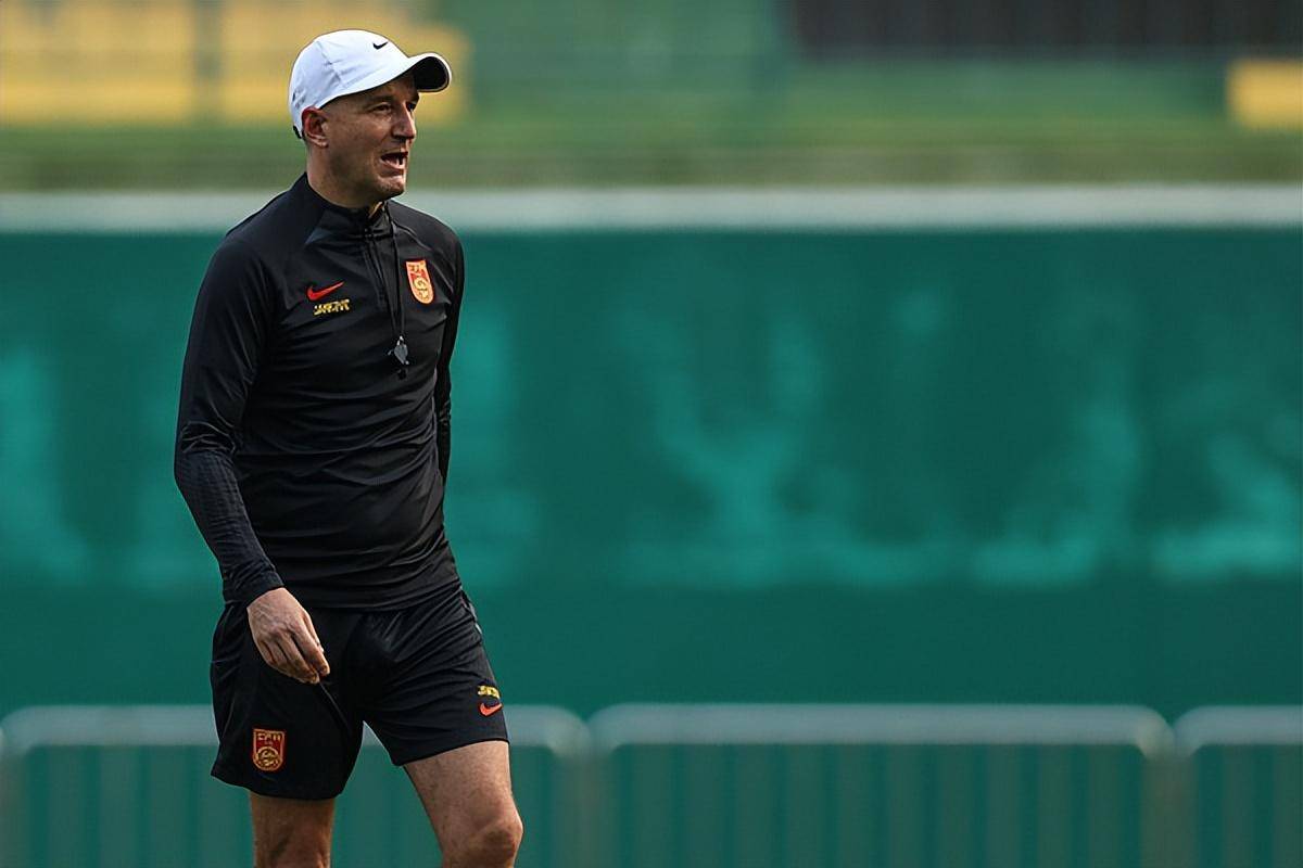 爱游戏体育直播-奥克兰国家队失利，难以晋级下一轮的简单介绍