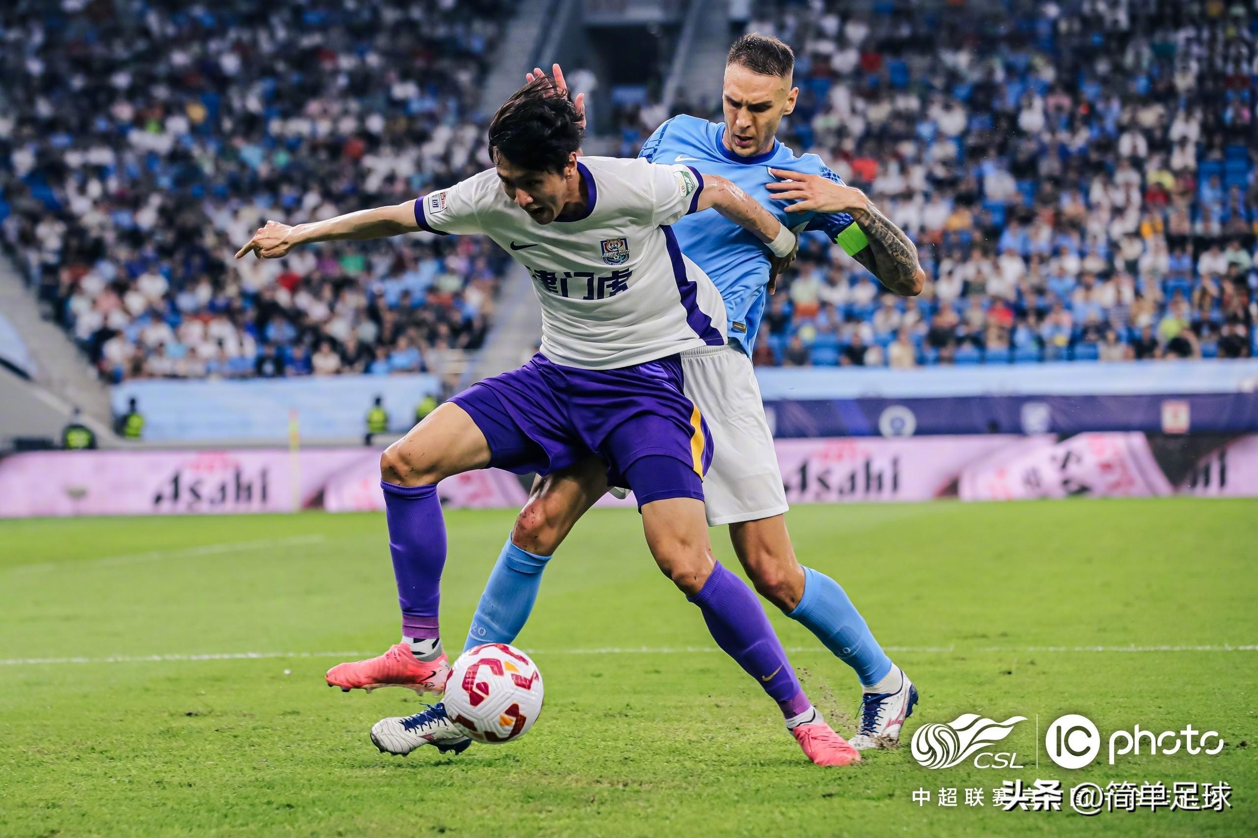 爱游戏体育直播-津巴布韦队在国际足球赛事中崭露头角