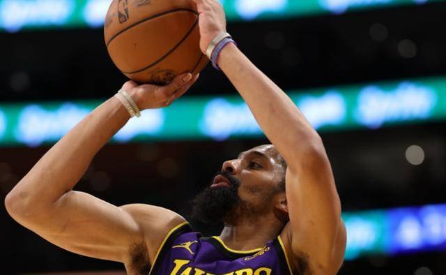 爱游戏官网入口-包含恩菲尔德进攻端火力强劲,欲破卡尔蒂斯防线的词条