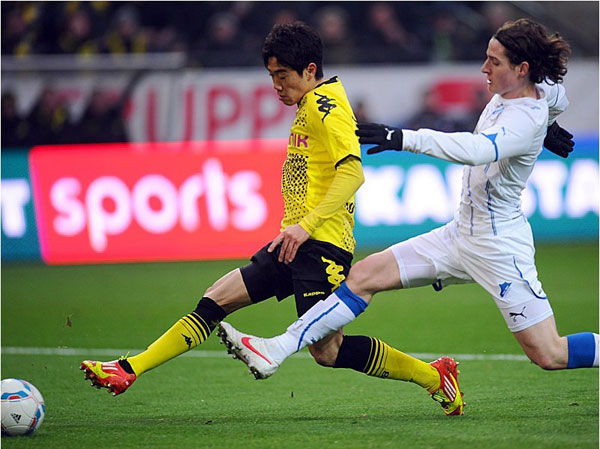 多特蒙德前锋连续独中两元,稳定球队进攻火力 多特蒙德前锋连续独中两元,稳定球队进攻火力