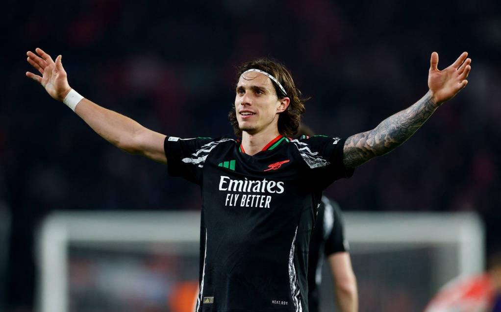 埃因霍温被一同击败,荷甲劲旅未能晋级淘汰赛的简单介绍 埃因霍温被一同击败,荷甲劲旅未能晋级淘汰赛的简单介绍