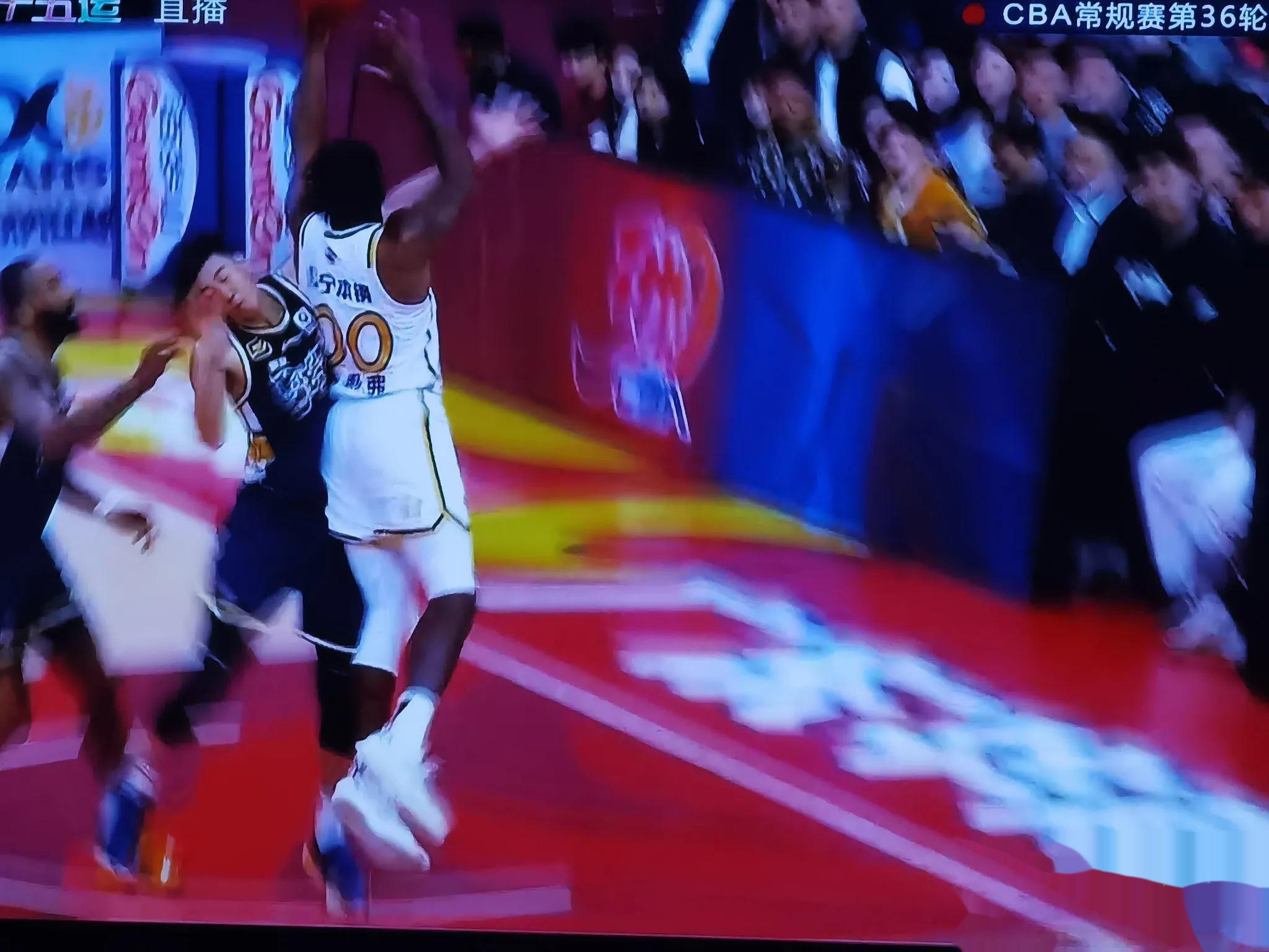 爱游戏官方登录入口-功亏一篑!实力对决,比赛激烈的简单介绍